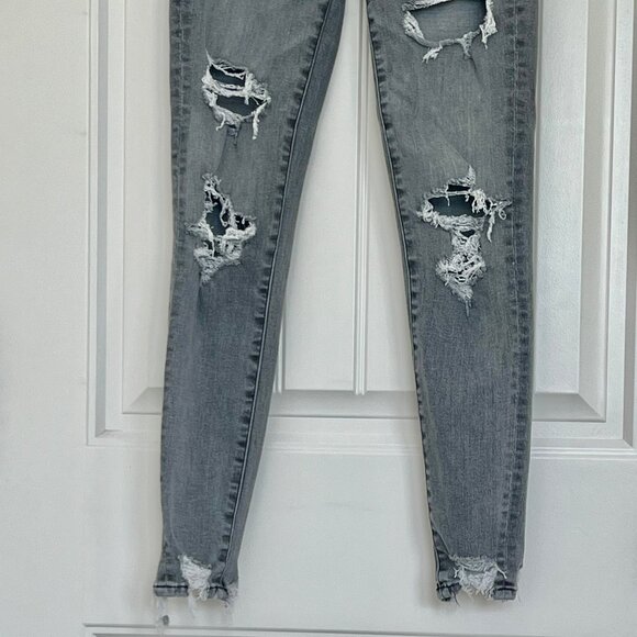 American Eagle Super High-Rise Jegging Distressed Gray Skinny Jean Size 2 - Picture 5 of 11